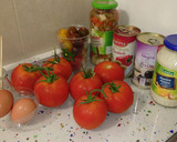 Foto del paso 1 de la receta: Tomates rellenos de ensaladilla rusa