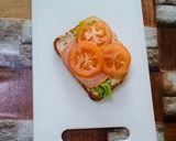 Gambar langkah 1 resipi Chicken Slice Sandwich.