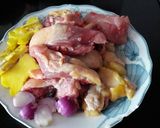 Hình bước làm 1 của món Miến gà trộn Hàn - Việt