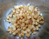 Foto langkah ke 3 dari resep Sambal Goreng Ampela Hati Kentang Telur Puyuh.
