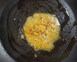 Foto del paso 8 de la receta: 🍲Tofu de lentejas coral salteado al curry con guarnición al aliño de yogur y mostaza 🍲