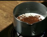 A picture of step 4 of Oero hot chocolate.