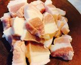 Hình bước làm 2 của món Thịt kho "tàu" trộn tôm đất