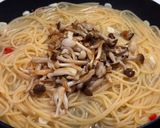 和風鮮菇義大利麵(一鍋到底)的食譜步驟7照片