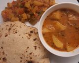 A picture of step 4 of Jowar ki roti with Dahi ke aloo.