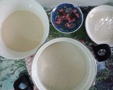 Hình bước làm 1 của món Pudding kem sữa hoa anh đào muối