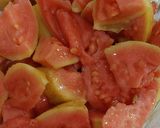 Foto langkah ke 2 dari resep Guava Fruity Juice.