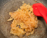 Foto del paso 5 de la receta: Cebolla caramelizada casera con margarina y sin azúcar