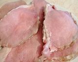Császárszalonnával és füstölt sajttal töltött karaj rántva recept fázis 2 fotója