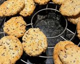 Foto del paso 5 de la receta: Cookies saladas con semillas
