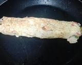 A picture of step 4 of Korean egg rolls.