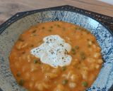 Tejfölös zöldborsó pörkölt nokedlivel recept fázis 3 fotója