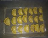 Foto langkah ke 5 dari resep 31. Pastel Isi Abon.