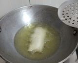 A picture of step 4 of Mango Mawa Roll.