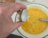 Foto del paso 3 de la receta: Tortilla esponjosa de vainilla😋
