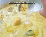 Foto langkah ke 4 dari resep Resep Opor Ayam kuning Spesial Rumahan Enak Dan Mudah.