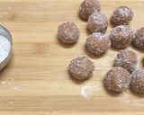 इंस्टेंट पारले जी बिस्कुट लड्डू(instant parle g biscuit ke laddu recipe in hindi) रेसिपी चरण 4 फोटो