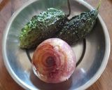 স্পাইসি করলা ভাজা (Spicy karola bhaja in Bengali) রেসিপি ধাপ - 1 ছবি