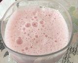 Foto del paso 3 de la receta: Licuado de fresa
