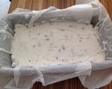 Foto del passaggio 7 della ricetta Semifreddo alle mandorle con salsa di lamponi