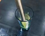 A picture of step 1 of Mousambi Mint Mocktail.