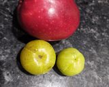 A picture of step 1 of Palak Amla & apple juice.