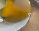 Foto langkah ke 5 dari resep Bolu Pisang Oles Madu.