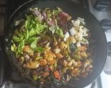 Foto del paso 3 de la receta: Tortilla de rumex con un mix de verduras