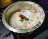 A picture of step 2 of Sambar vada.