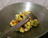 आलू की करी (aloo ki curry recipe in Hindi) रेसिपी चरण 2 फोटो
