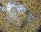 Foto langkah ke 7 dari resep Mie Kuah Rawon.
