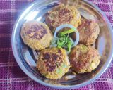 A picture of step 3 of Black Chickpeas kebabs.