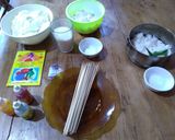 Foto langkah ke 1 dari resep Sate Singkong Pelangi.