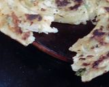 A picture of step 8 of Afghani fateer piyazi.