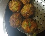 A picture of step 7 of Veg. Manchurian.