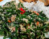 Foto langkah ke 3 dari resep Tumis pakis kelapa #Dapur Fitri.