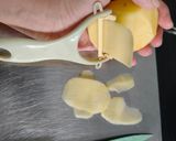 Foto langkah ke 1 dari resep Potato Paille.
