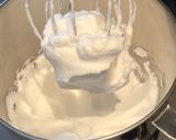 Une image de l'étape 3 de Mousse au chocolat.