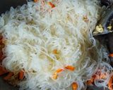 Foto langkah ke 3 dari resep Bihun Goreng.
