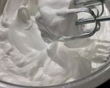 Foto langkah ke 3 dari resep Chiffon Pisang Lembut.