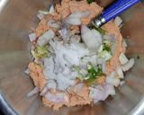 A picture of step 4 of Masoor Dal Pakoda.