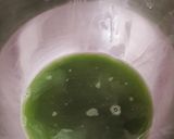 A picture of step 2 of Pandan coconut milk rice.