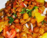 A picture of step 6 of Aalu Chana Chaat Street Style Chaat.