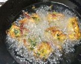 A picture of step 4 of Cabbage,spinach n onion pakoda.