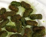 A picture of step 7 of Golden Cheesy Palak Nuts 🥜.