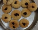 A picture of step 5 of Rose nankhathai.