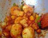 Foto langkah ke 3 dari resep Telur & Kentang Balado.