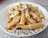 Foto del paso 3 de la receta: Pasta con crema y champiñones