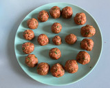 Foto del paso 2 de la receta: Döneralbóndigas en salsa Strogonoff