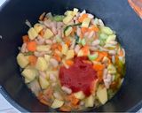A picture of step 3 of Minestrone.